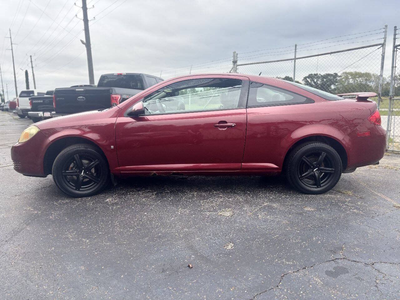 Used 2009 Pontiac G5 FWD image 5