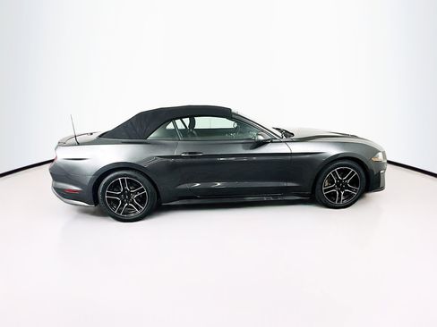Used 2019 Ford Mustang Premium image 10