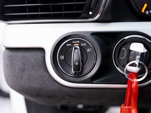 Used 2014 Porsche 911 GT3 image 64