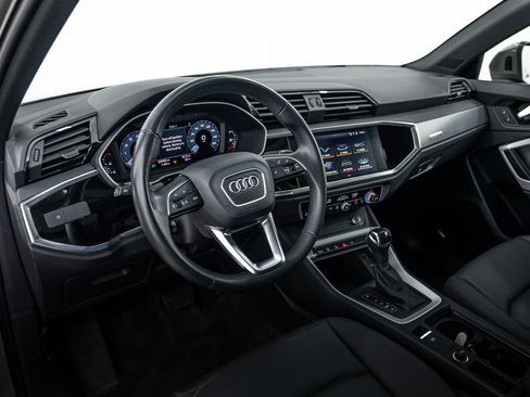 Used 2022 Audi Q3 2.0T Premium AWD/4WD image 11