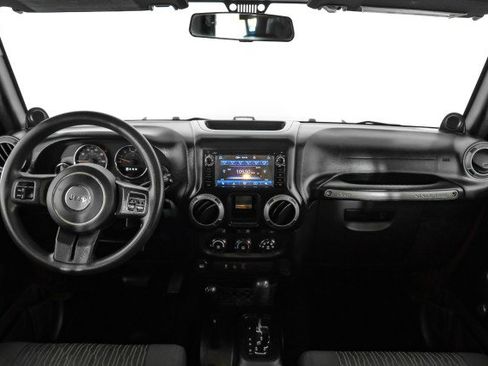 Used 2012 Jeep Wrangler Unlimited Sport image 12