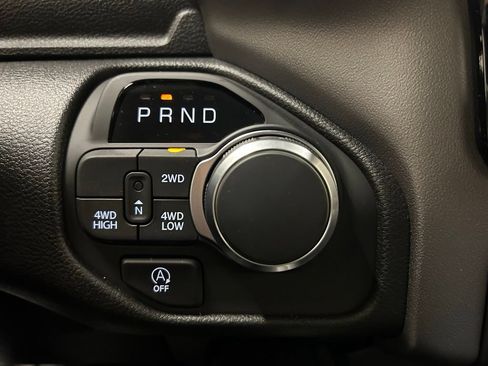New 2026 RAM 1500 Express AWD/4WD image 25