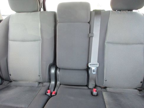 Used 2020 Nissan Pathfinder SV AWD/4WD image 19