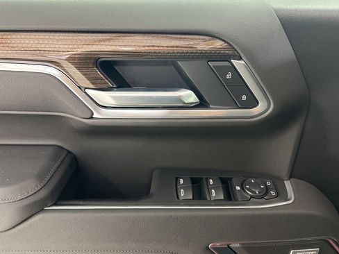 New 2026 Chevrolet Silverado 1500 RST w/ Dark Appearance Package image 21