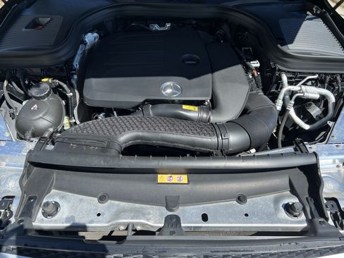 Used 2022 Mercedes-Benz GLC 300 4MATIC image 36