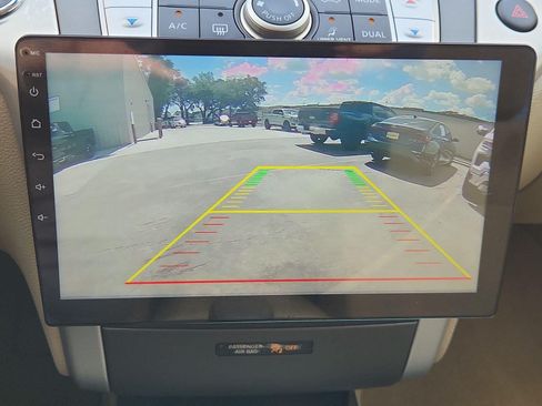 Used 2011 Nissan Murano S FWD image 14
