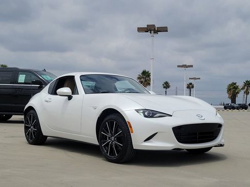 New 2026 MAZDA MX-5 Miata RF Grand Touring w/ Weather Package RWD image 28