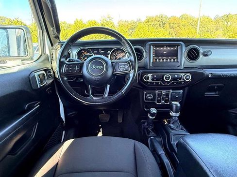 Used 2021 Jeep Wrangler Unlimited Sport image 30