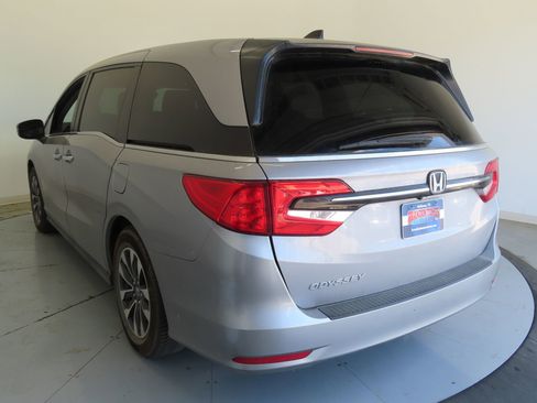 Used 2021 Honda Odyssey EX-L image 5