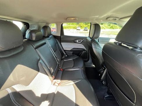 Used 2022 Jeep Compass Latitude w/ Convenience Group AWD/4WD image 12