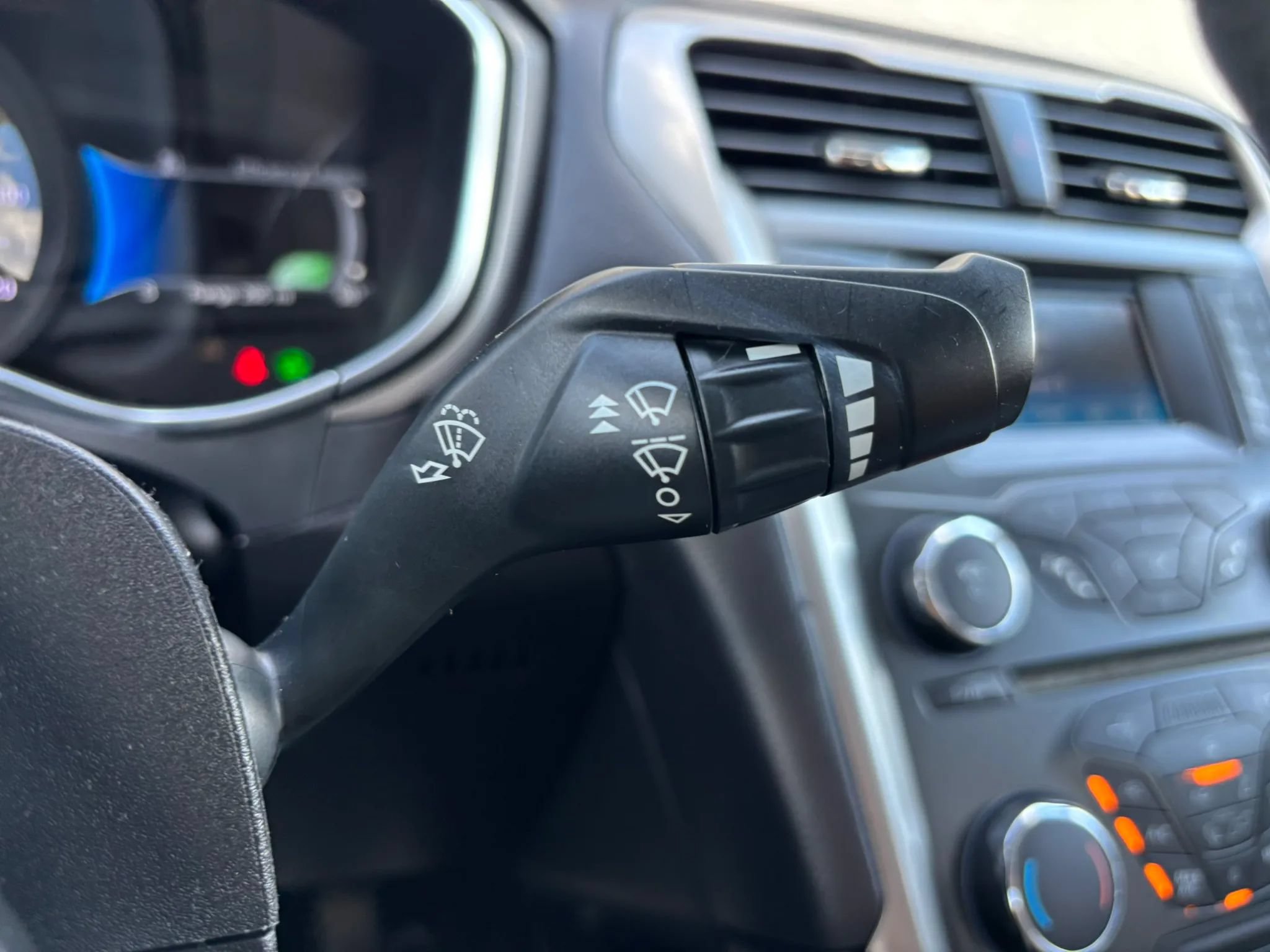 Used 2018 Ford Fusion S FWD image 24