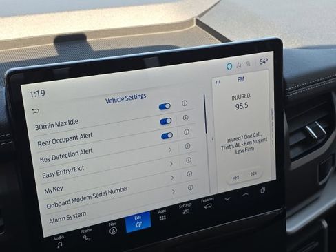 Used 2024 Ford Expedition XLT image 34