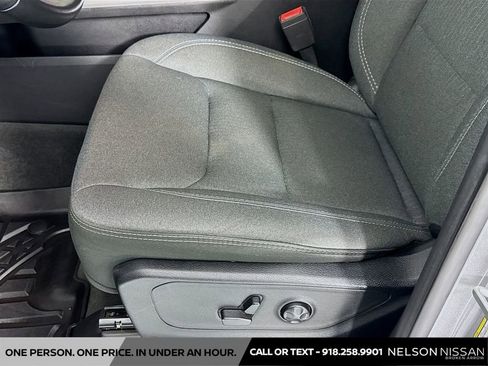 Used 2021 RAM 1500 Big Horn AWD/4WD image 18