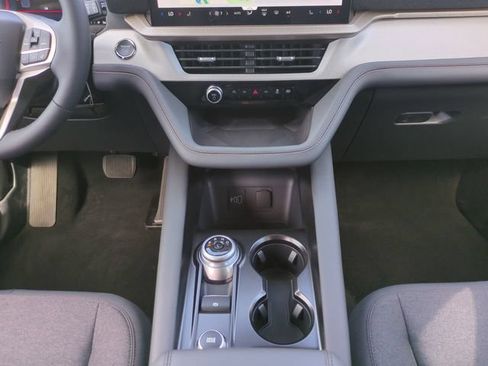 New 2026 Ford Explorer Active RWD image 21