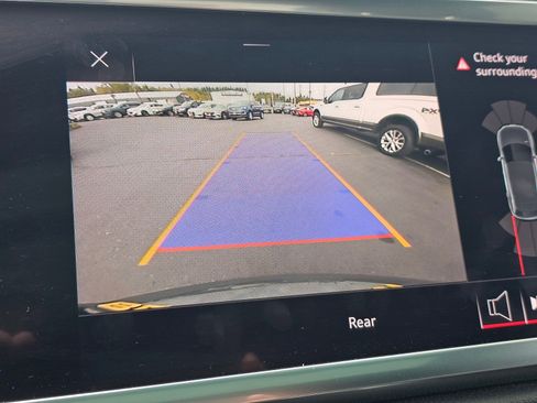 Used 2020 Audi Q3 2.0T Premium image 35