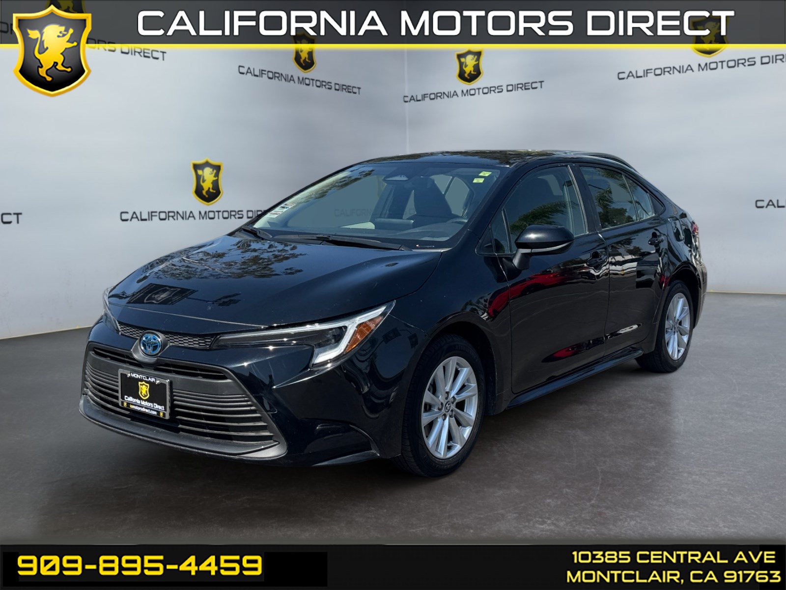 Used 2023 Toyota Corolla LE w/ LE Convenience Package FWD image 1