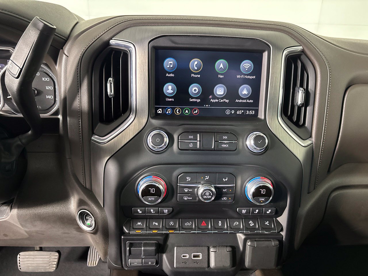 Used 2021 GMC Sierra 1500 Denali w/ Denali Ultimate Package AWD/4WD image 16