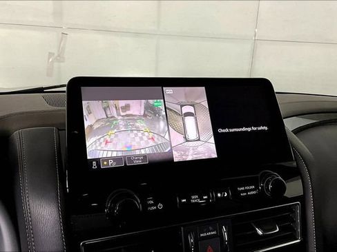 Used 2024 Nissan Armada Platinum w/ Captain's Chairs Package image 21