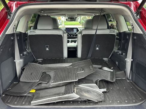 Used 2020 Toyota Highlander Limited AWD/4WD image 22
