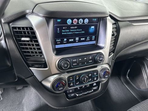 Used 2019 Chevrolet Tahoe LS RWD image 13