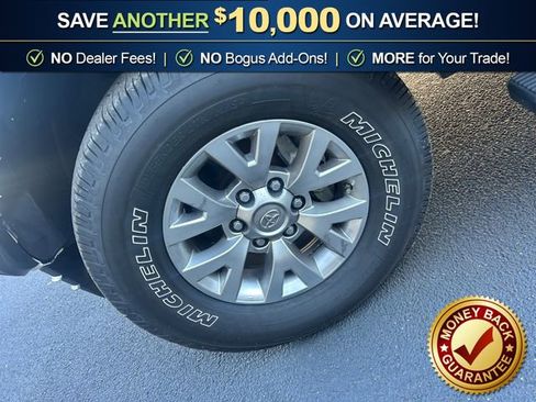 Used 2016 Toyota Tacoma SR5 image 8