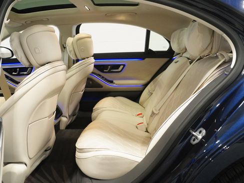 Used 2024 Mercedes-Benz S 580 4MATIC Sedan image 13