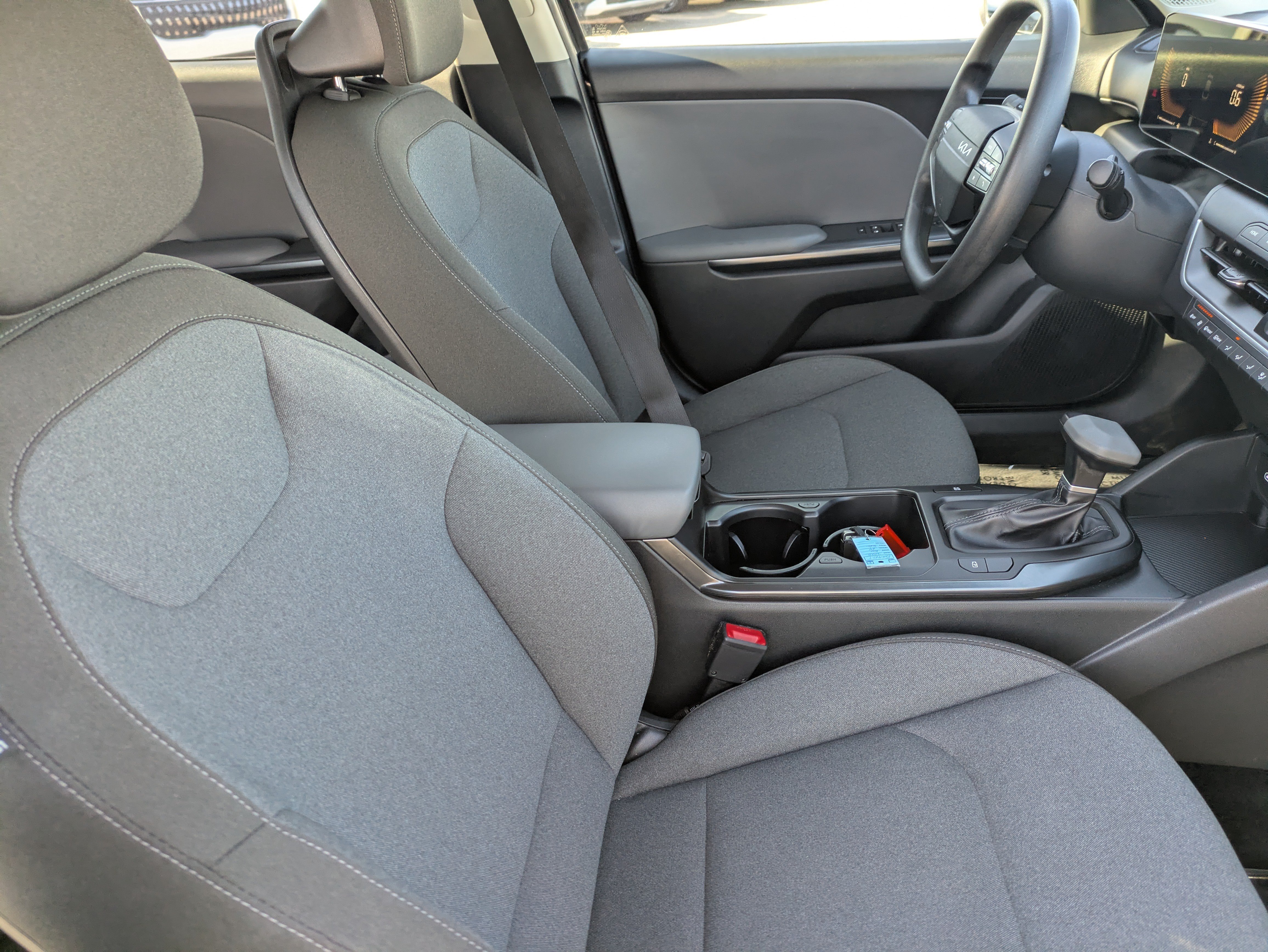 Certified 2025 Kia K4 FWD image 11
