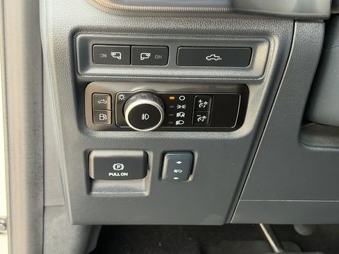 Used 2024 Ford F150 Lariat w/ Bed Utility Package AWD/4WD image 22