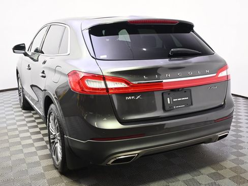 Used 2017 Lincoln MKX Reserve w/ Lincoln MKX Climate Package AWD/4WD image 4