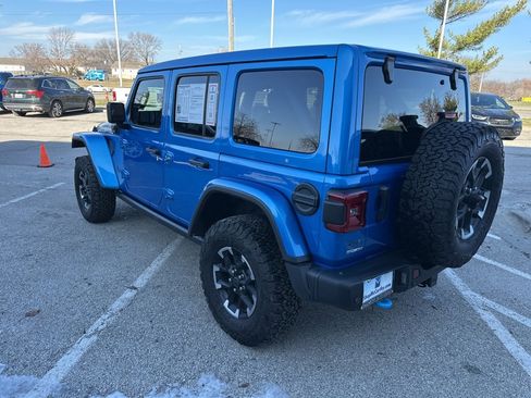 Used 2024 Jeep Wrangler Unlimited Rubicon 4xe image 19