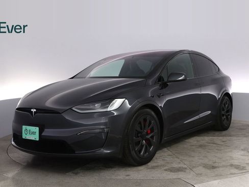 Used 2024 Tesla Model X Plaid AWD/4WD image 2