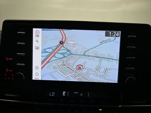 Used 2021 Toyota Sienna XSE FWD image 18