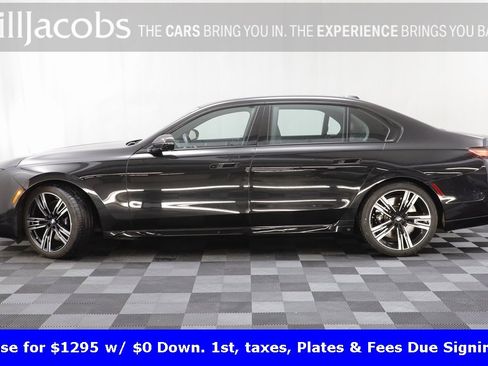 Certified 2025 BMW 760i xDrive w/ Executive Package image 4