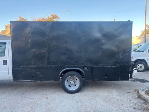 Used 2009 Ford F450 2WD Regular Cab Super Duty image 12