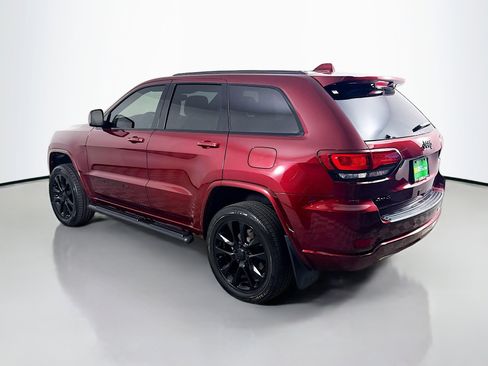 Used 2022 Jeep Grand Cherokee Laredo X image 7