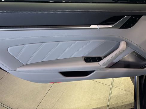 Used 2025 Porsche 911 Turbo S image 8