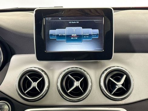 Used 2017 Mercedes-Benz GLA 250 image 22