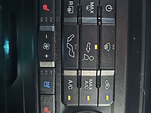 Used 2017 Ford F150 Raptor w/ Equipment Group 802A Luxury image 30