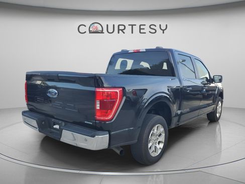 Used 2023 Ford F150 XLT RWD image 3