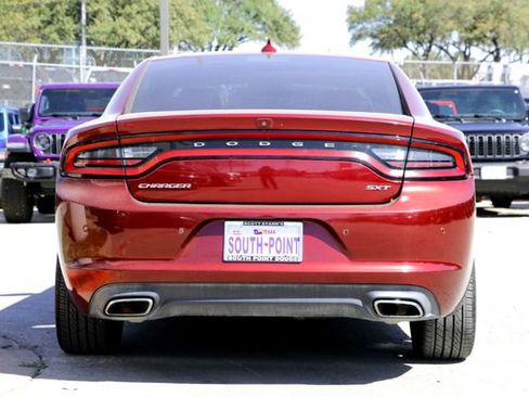 Used 2018 Dodge Charger SXT Plus w/ Quick Order Package 29J image 6