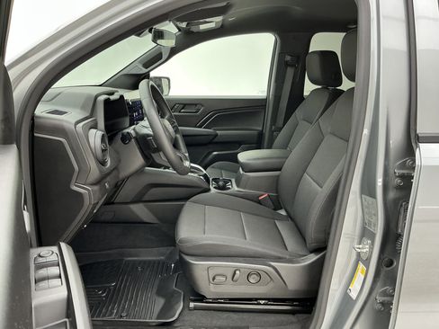 Used 2023 Chevrolet Colorado Trail Boss w/ Technology Package image 17