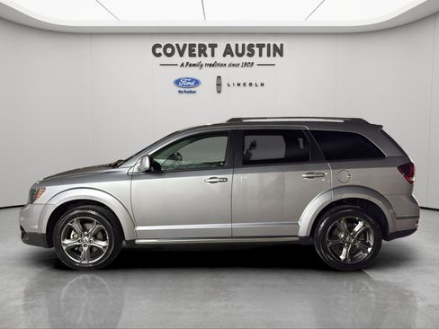 Used 2018 Dodge Journey Crossroad image 2