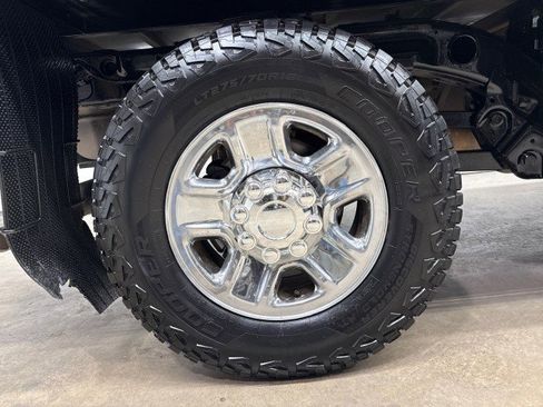 Used 2024 RAM 2500 Tradesman w/ Chrome Appearance Group image 36