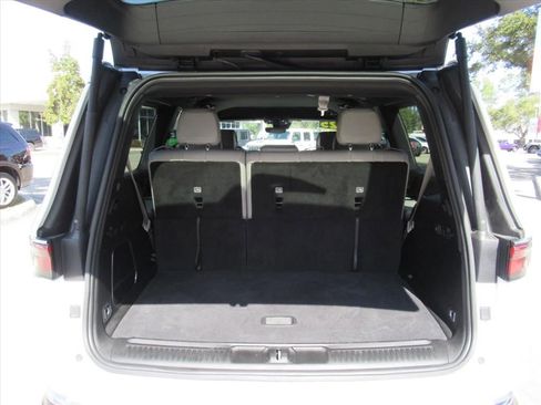 Used 2025 Jeep Wagoneer 4WD image 33