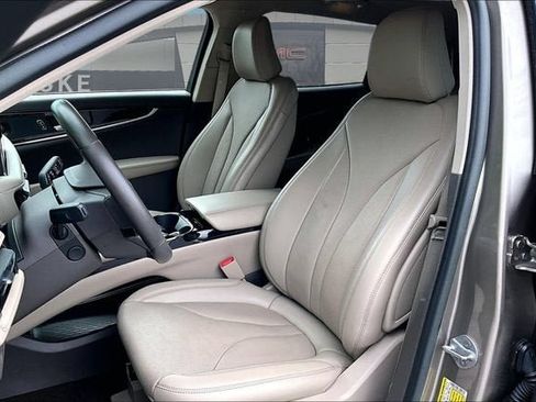 Used 2021 Lincoln Nautilus Reserve AWD/4WD image 26