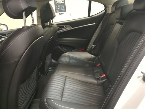 Used 2022 Genesis G70 2.0T w/ Prestige Package image 12