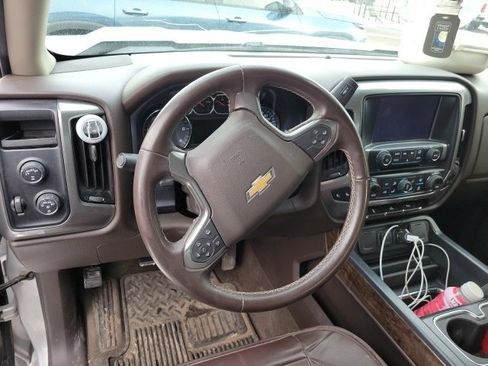 Used 2017 Chevrolet Silverado 1500 LT w/ All Star Edition image 13