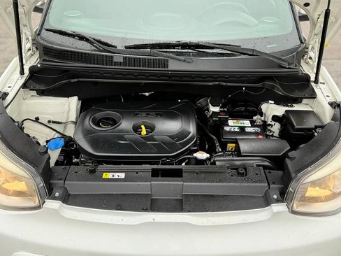 Used 2014 Kia Soul ! w/ Sun & Sound Package FWD image 13