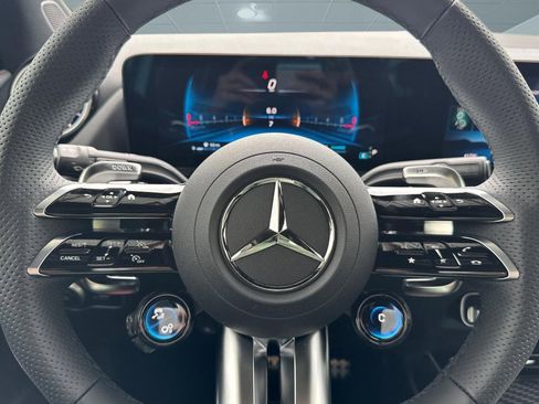 New 2026 Mercedes-Benz GLA 35 AMG 4MATIC image 16