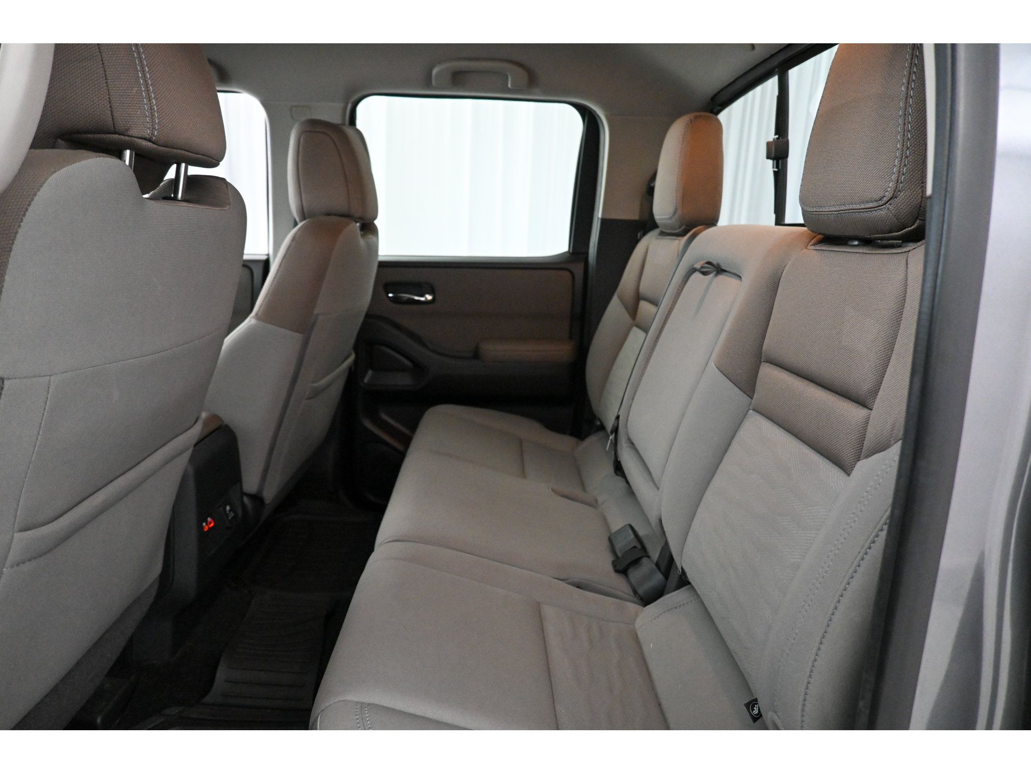 Used 2022 Nissan Frontier SV w/ Technology Package AWD/4WD image 20
